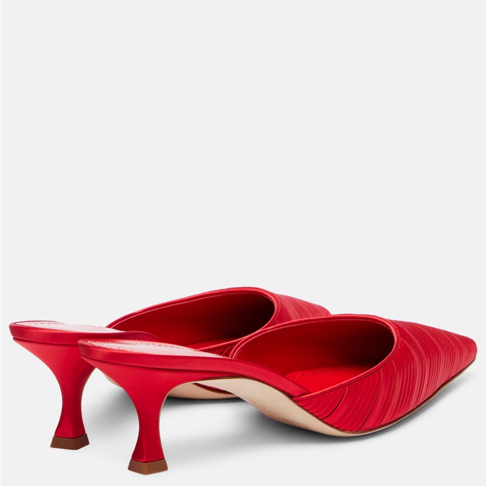 Manolo Blahnik Carolyne 50 Satin Mules - Picture 2 of 6